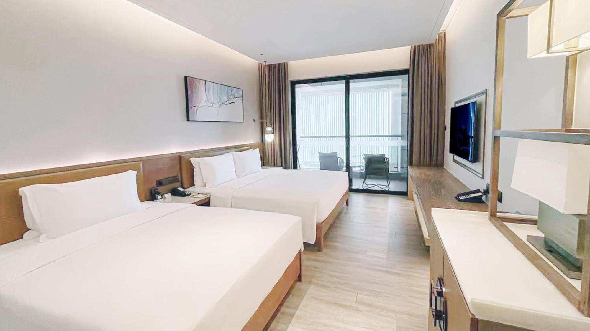 & Yalong Bay Sanya