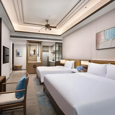 Holiday Inn & Suites Sanya Yalong Bay Exterior photo