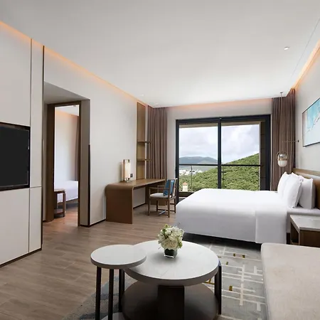 Holiday Inn & Suites Sanya Yalong Bay Exterior photo